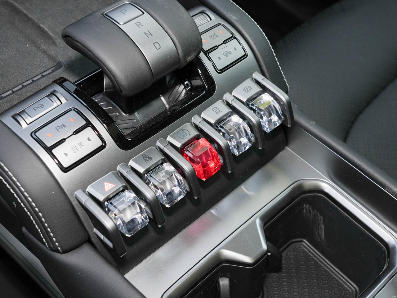 BYD Leopard 5 thumbnail 6